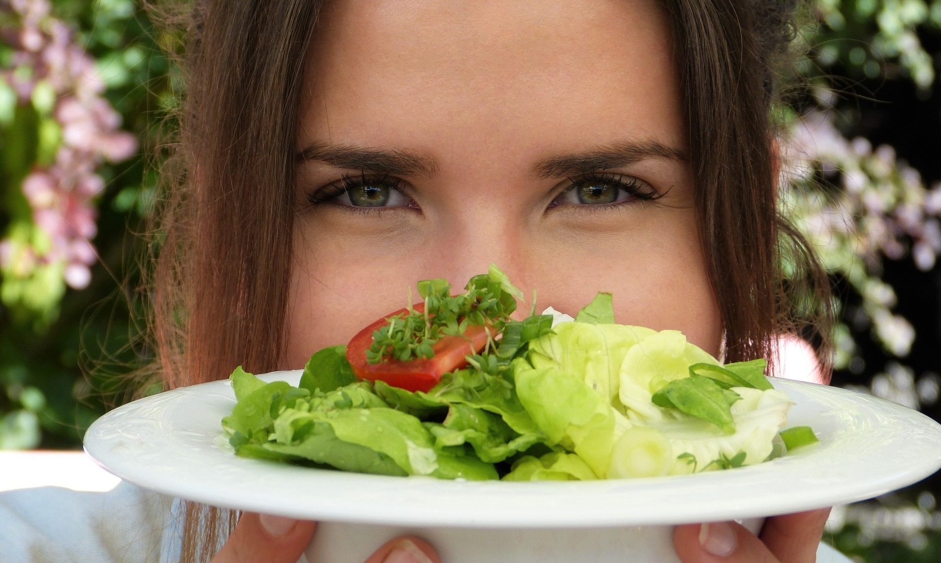 Wat mag ik wel en niet eten als ik zwanger ben? zwangerenportaal.nl