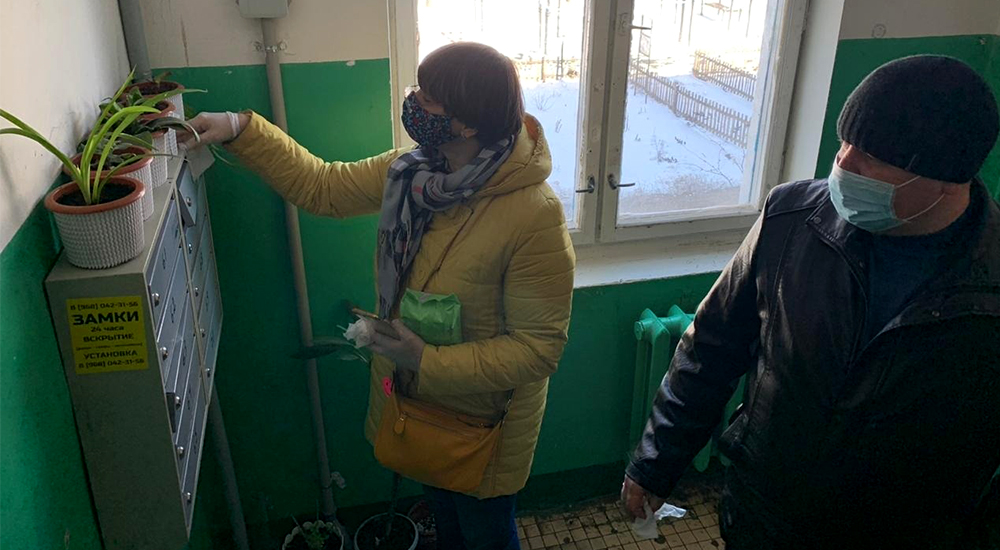 Санитарную обработку подъездов проверили в Жуковском АПСМДМО