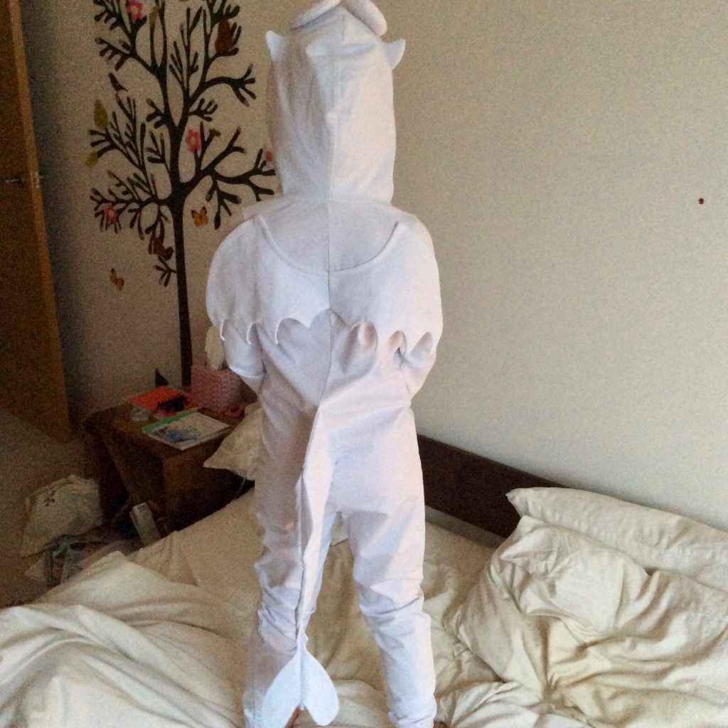 How to Make a Kid’s Light Fury Costume Upsewdaisy