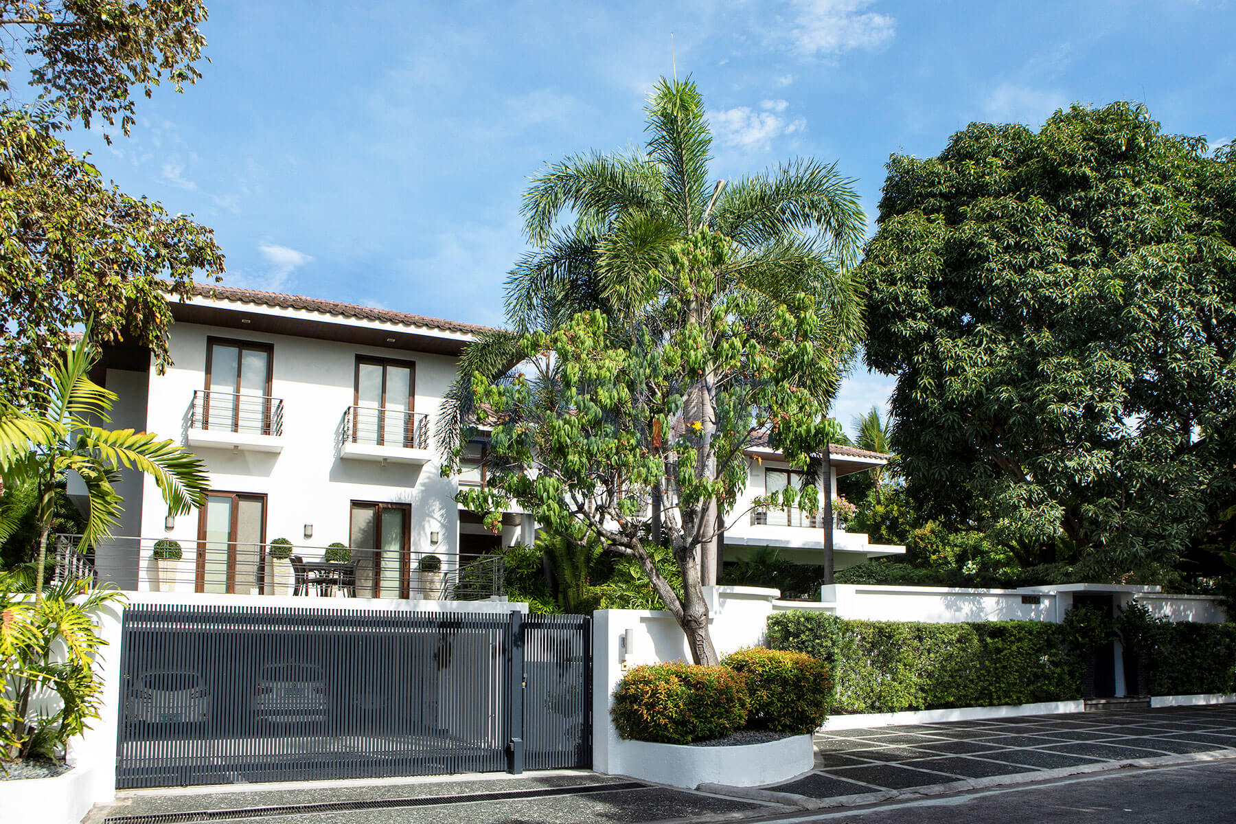 Beautiful Mansion with Massive Garden in Ayala Alabang UpsidePH