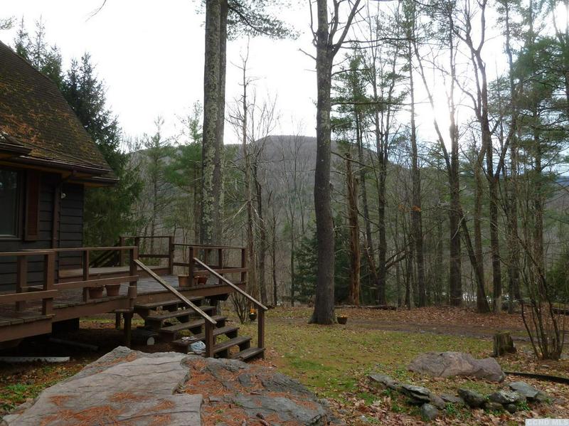 Hunter Chalet with FolkArt Details and an Extra Apartment