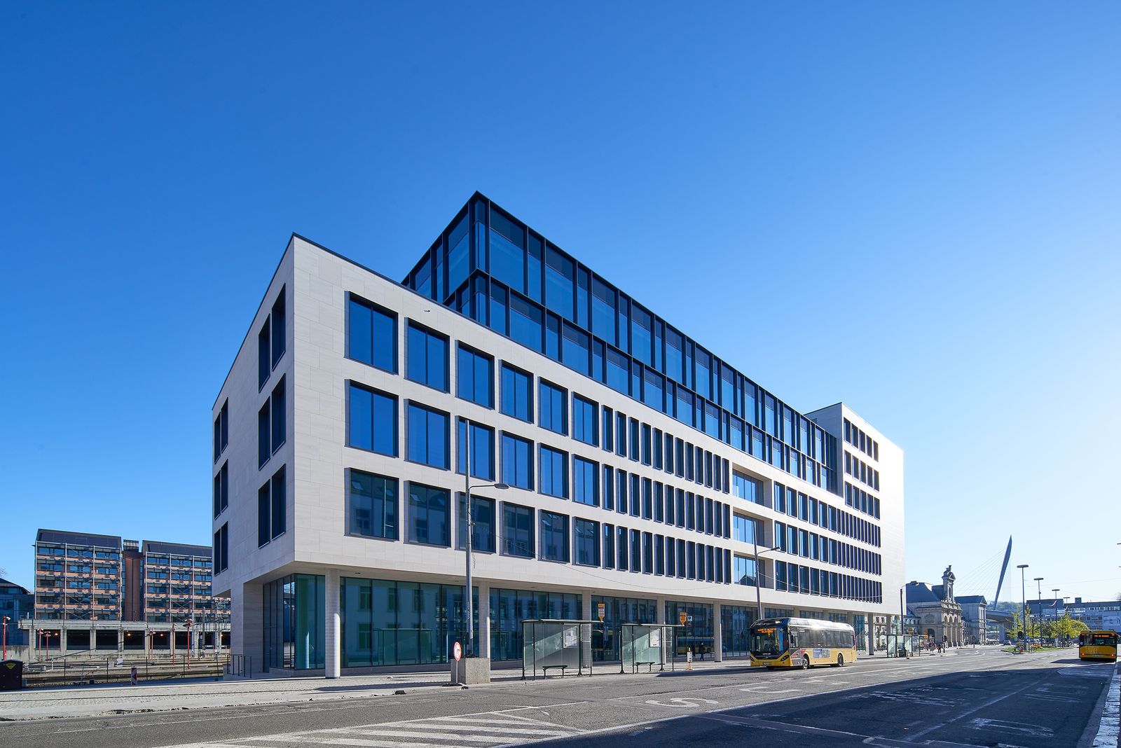 Cross Point Jaspers Eyers Architects