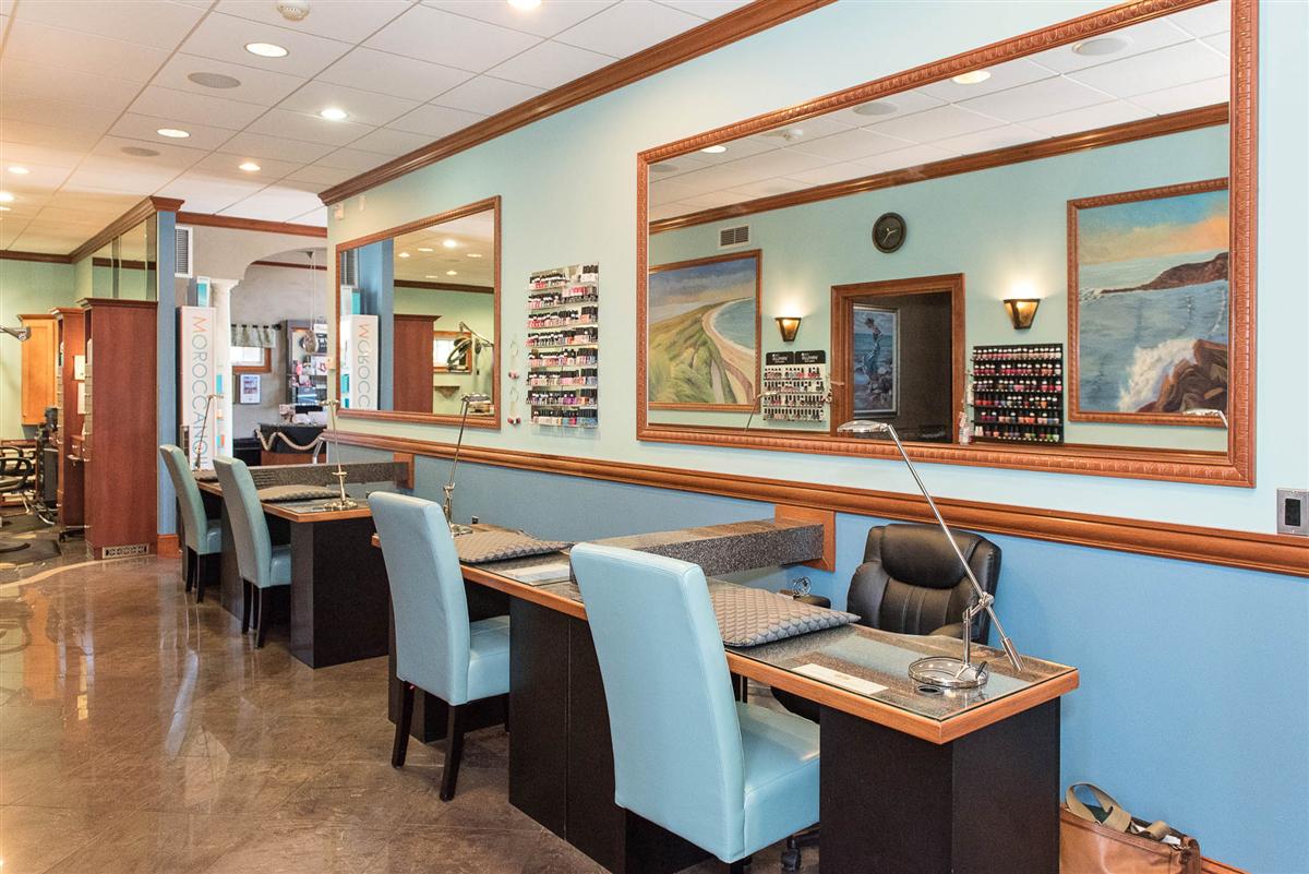 Uptown Views Uptown Salon & Spa