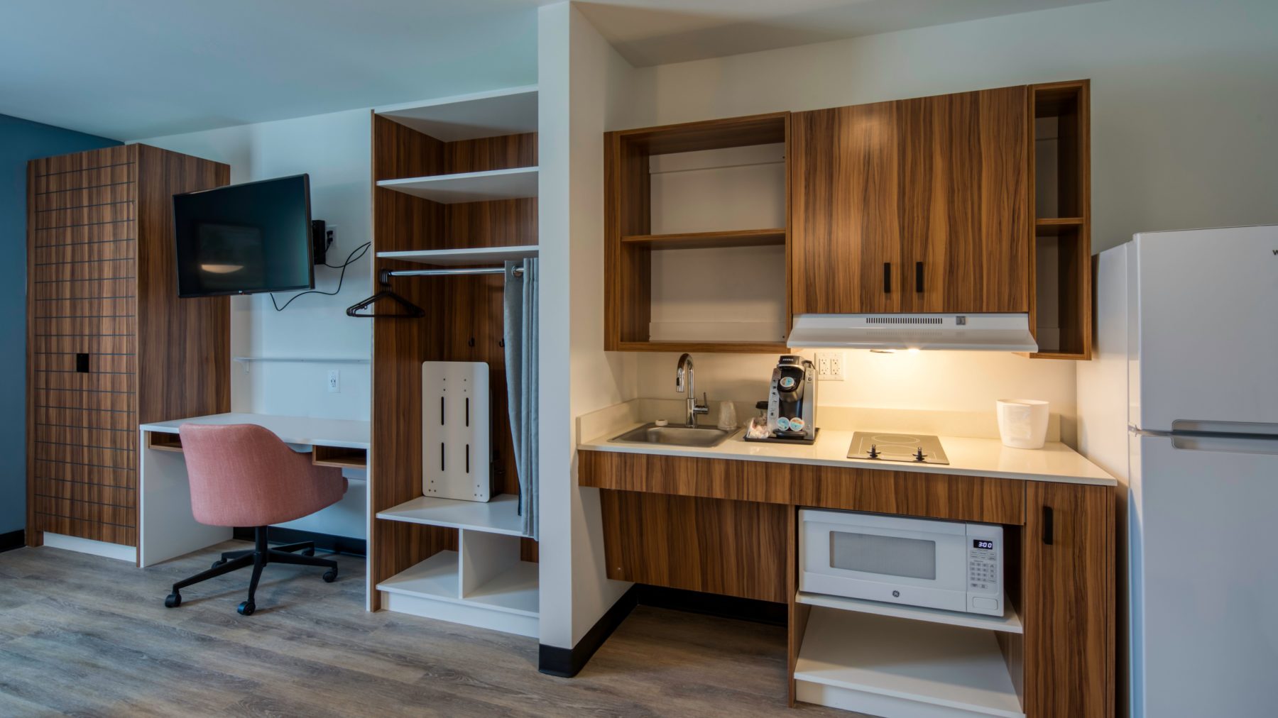 LongTerm Hotels in Austin Uptown Suites