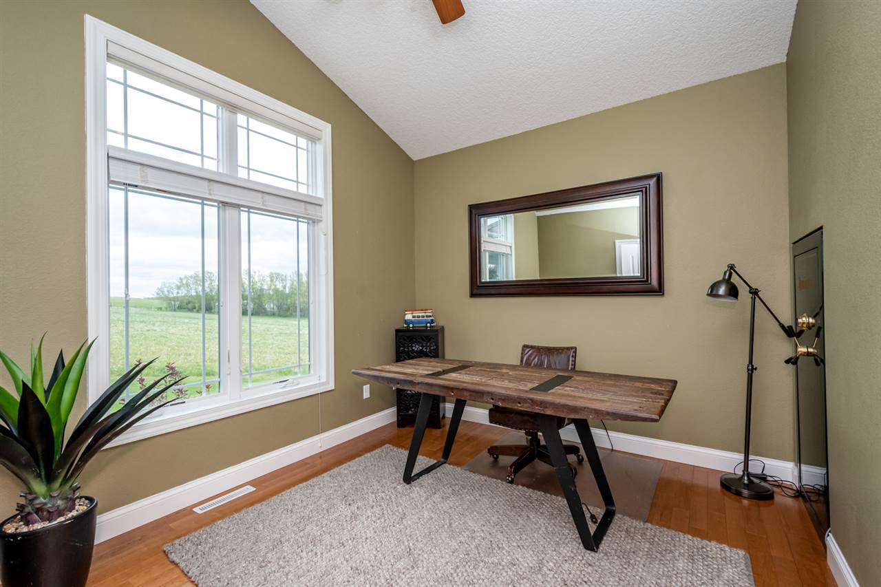 10 Tips for Making Your Home Office Comfortable and Functional Urban