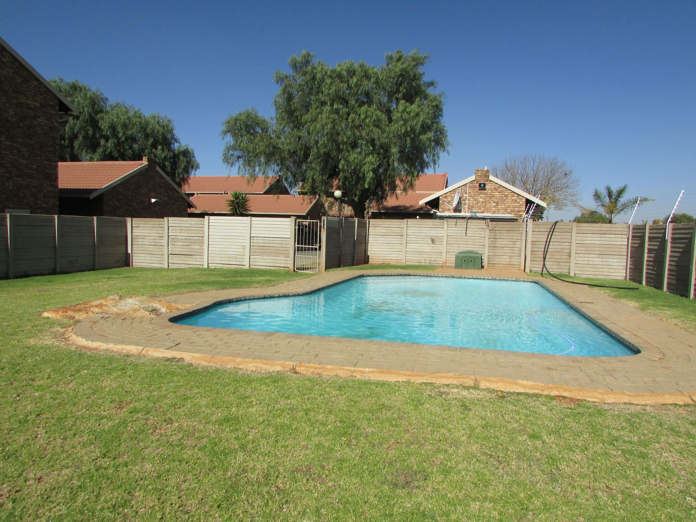 Pierre van Ryneveld RR Urbanc