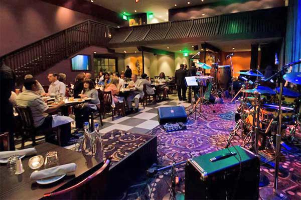 Angelicas Fine Dining Bar And Entertainment Redwood City Urban