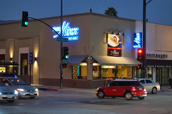 The Mixx – Pasadena | Urban Dining Guide