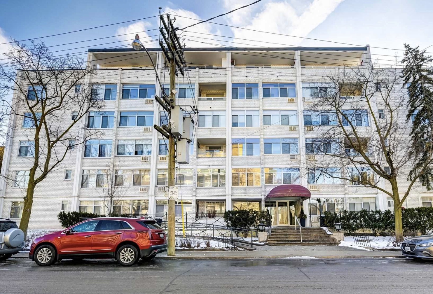 MidCentury Modern Apartments & The PostWar Immigration Boom In