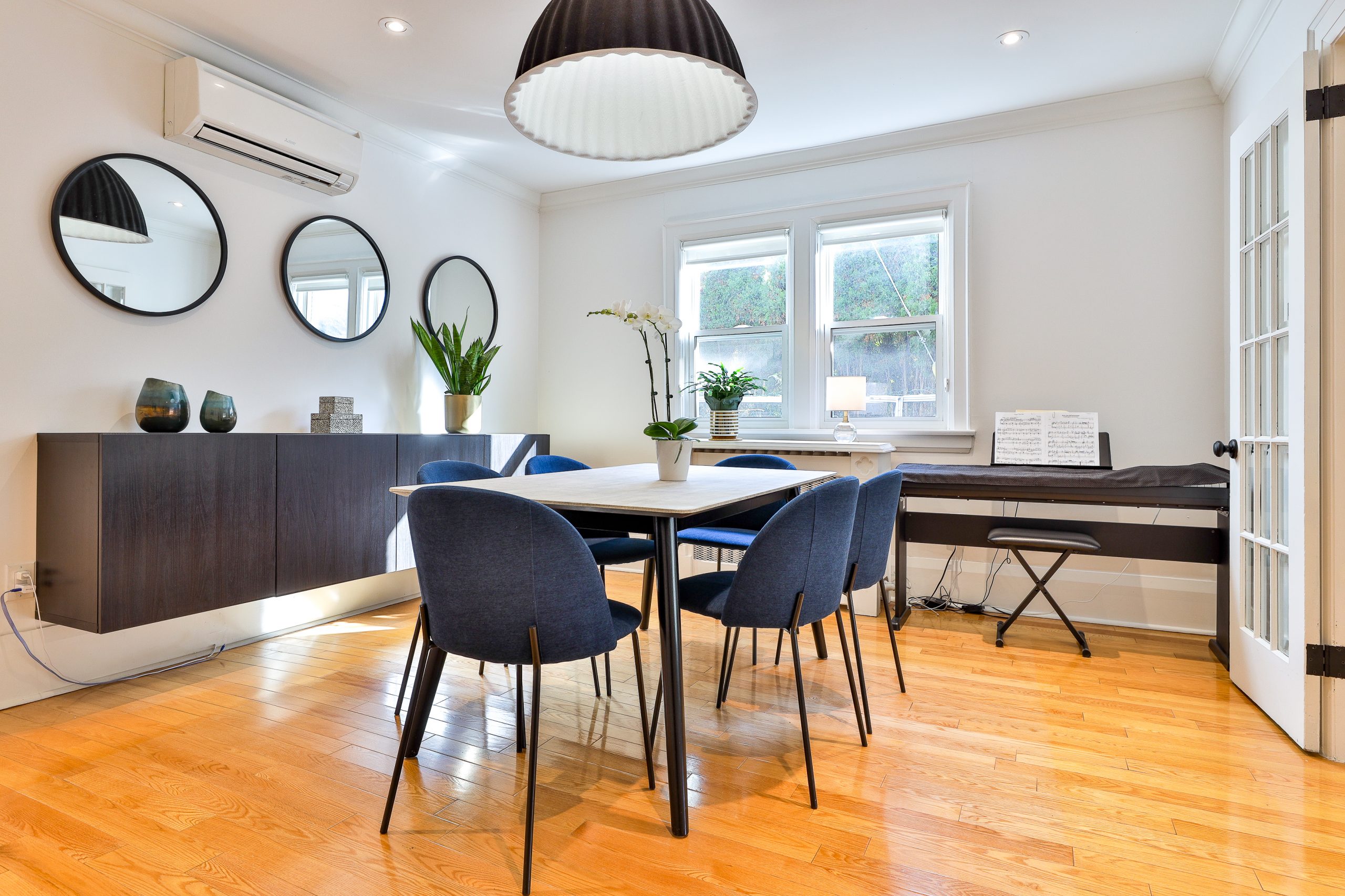 A Stately Edwardian Duplex With Lower Level Suite, Steps To High Park