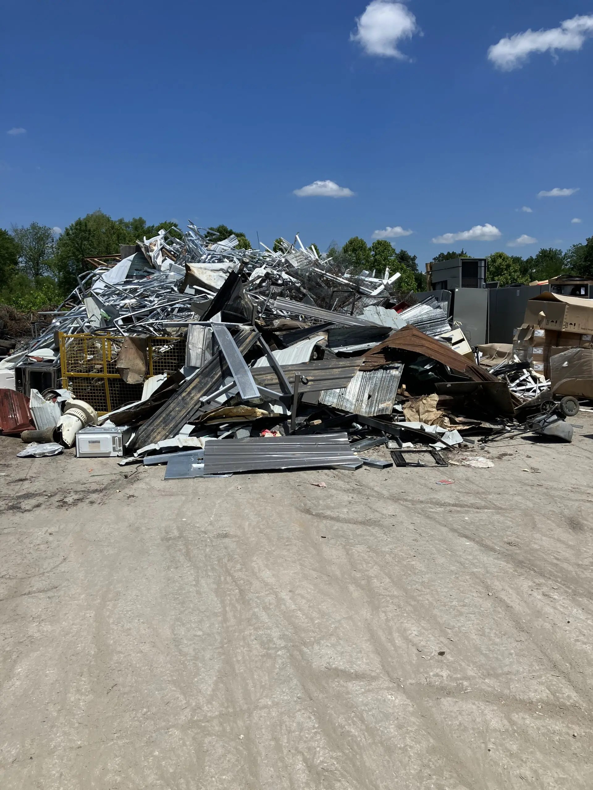 Construction debris is filling up landfills; Nashville is trying to do
