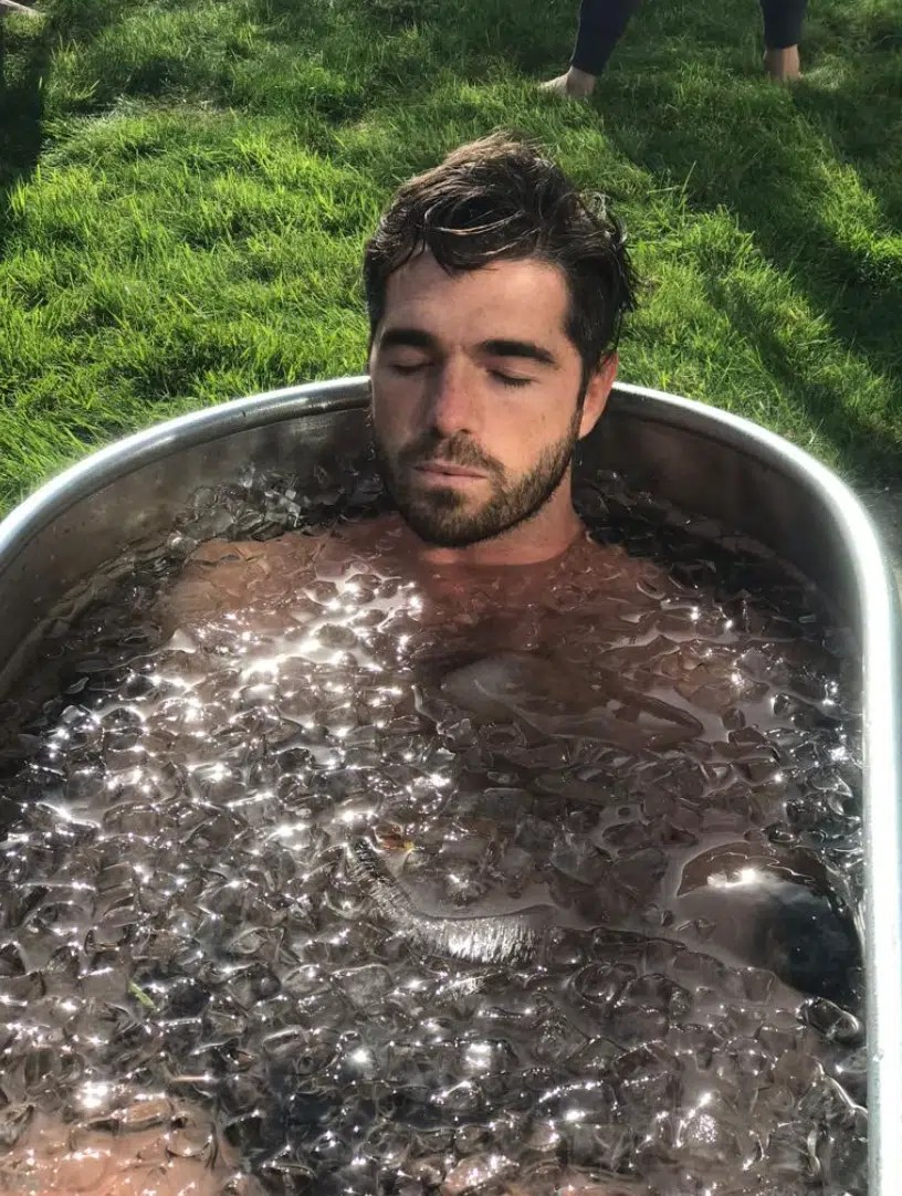 What Are the Mental Health Benefits of Ice Baths? Urban Ice Tribe