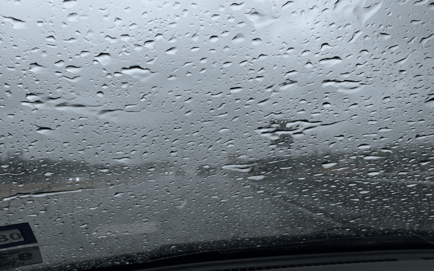 Signs That You Need New Windshield Wipers