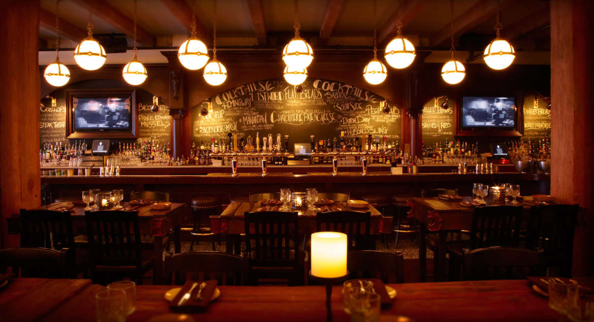 The 10 Best Bars in River North UrbanMatter