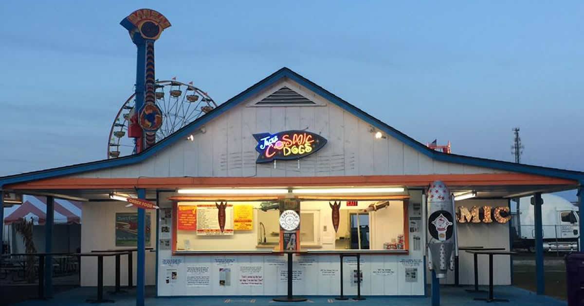 25 Best Hot Dog Restaurants & Stands in America to Visit UrbanMatter
