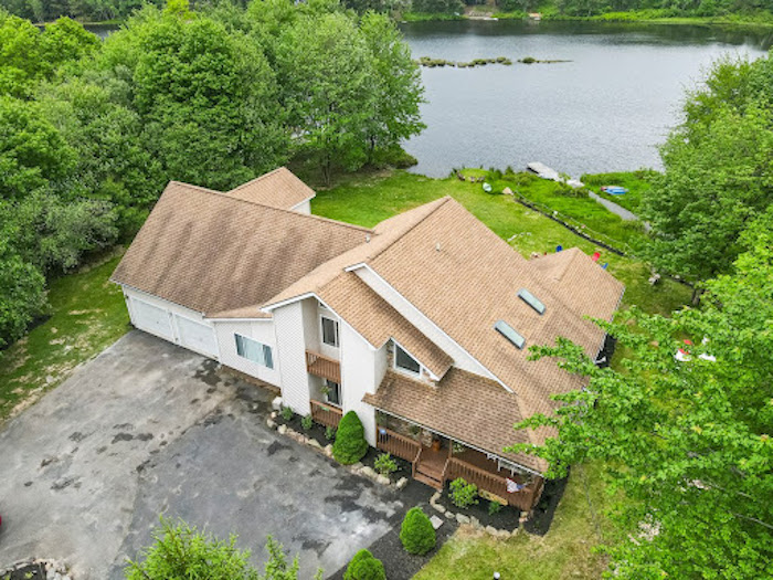 Top 10 Cabins in the Poconos for a Perfect Vacation UrbanMatter