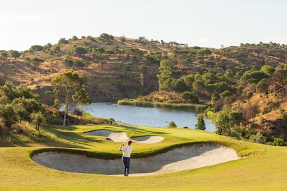 5 of the Best Golf Destinations in the Algarve (With Course