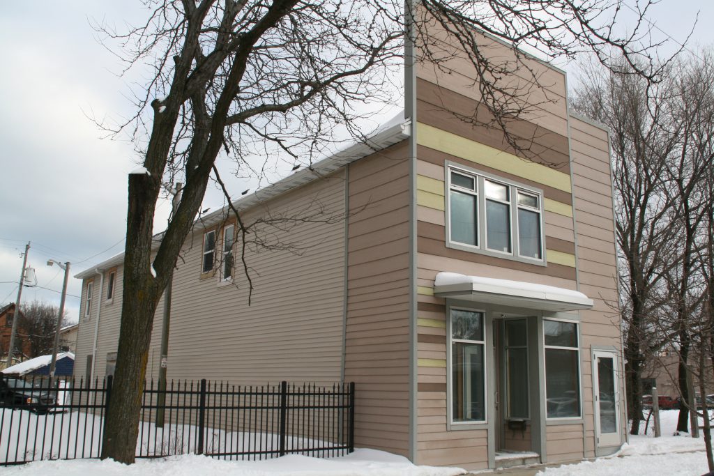 Eyes on Milwaukee New Apartment Building for Walker’s Point » Urban