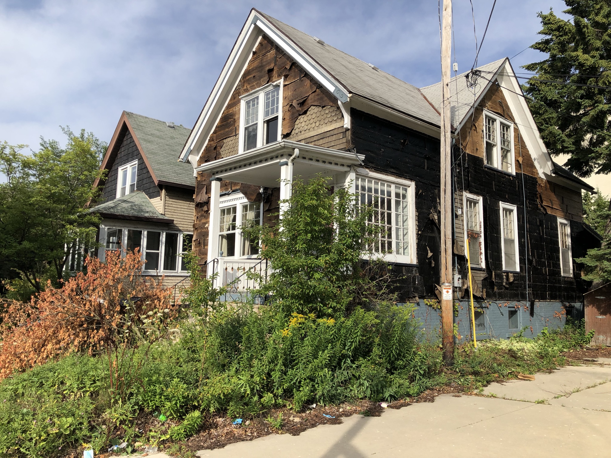 Eyes on Milwaukee Summit Houses Historic, For Now » Urban Milwaukee