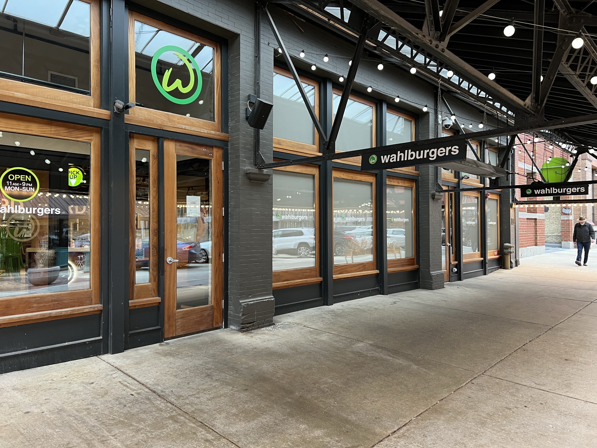 Wahlburgers Closes Third Ward Restaurant » Urban Milwaukee