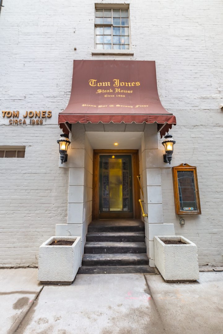 40 Colborne Street Toronto Urban Retail Team