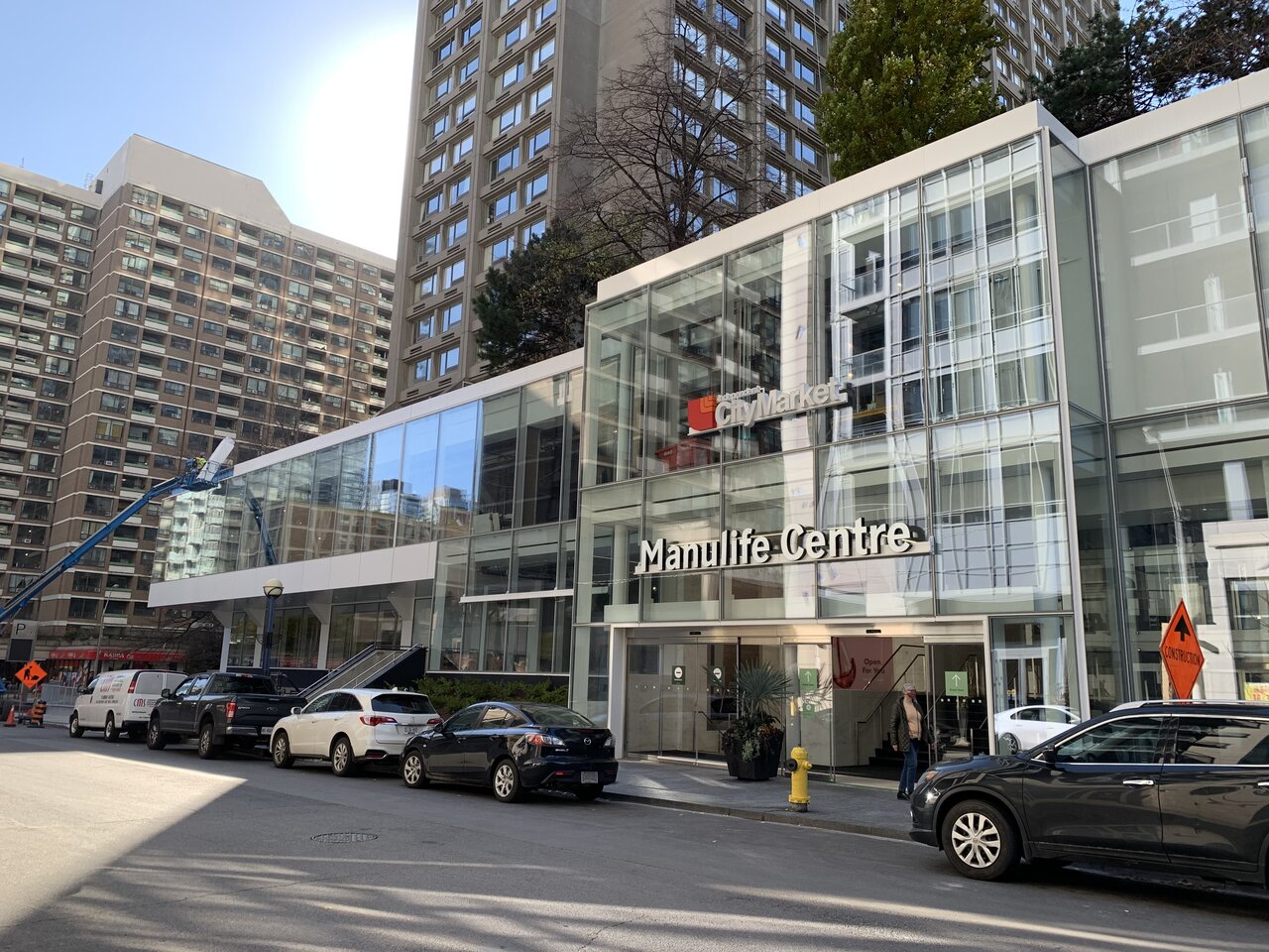 Manulife Centre Podium and Streetscape Renewal 9.75m 2s Manulife Real Estate MdeAS