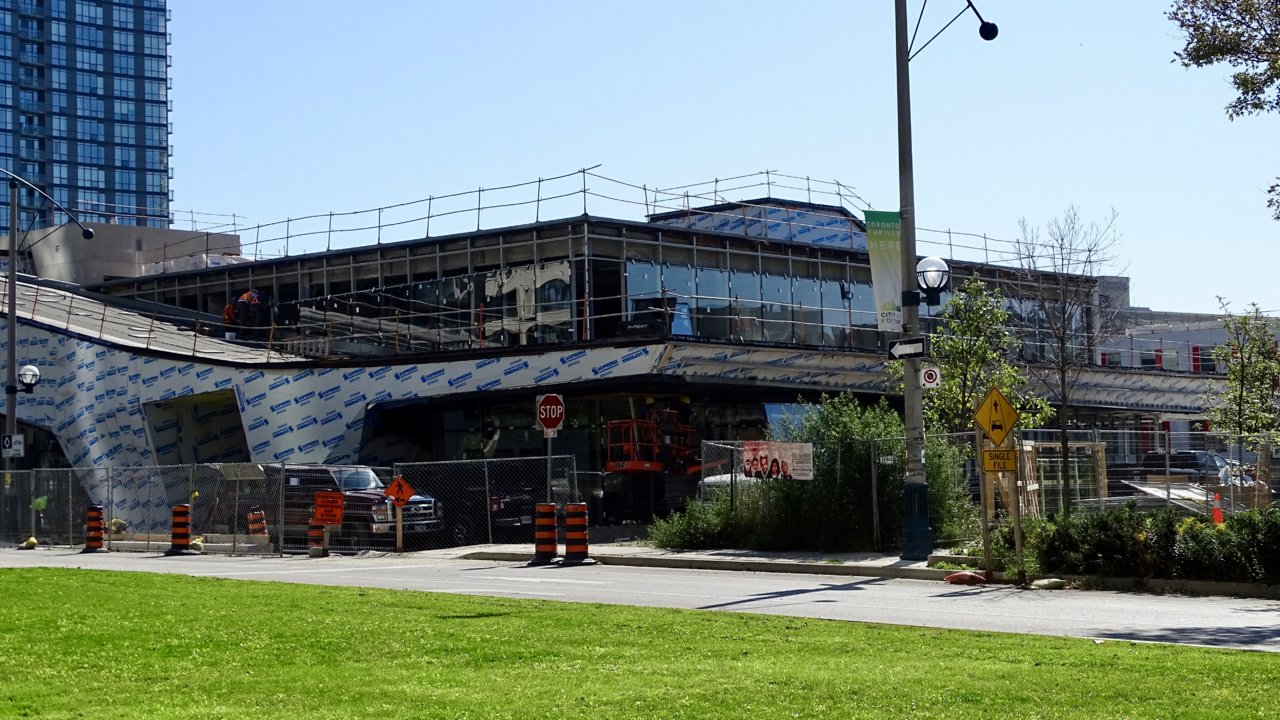 CityPlace Canoe Landing Community Centre & Schools 16m 3s City