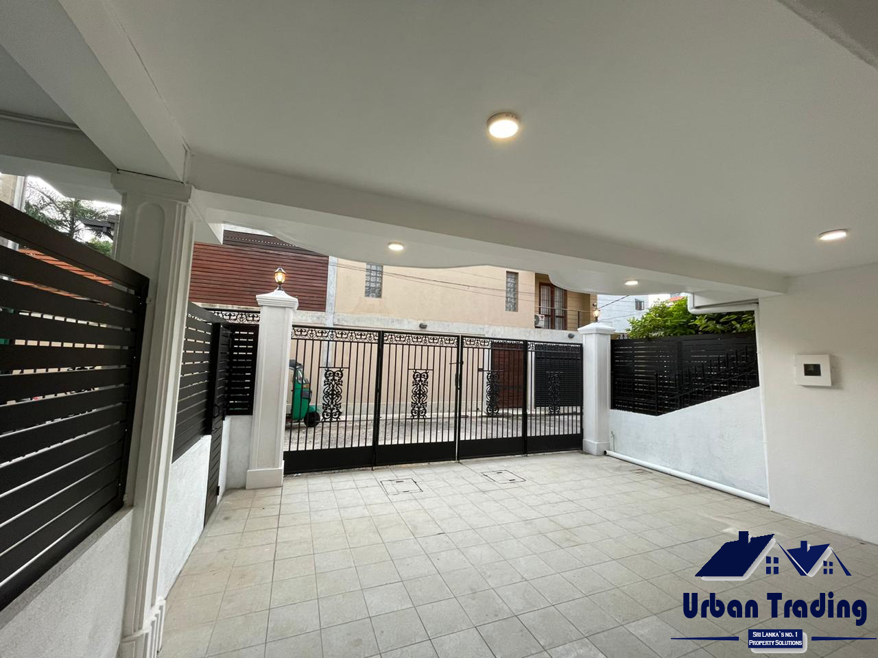 Two Story House for Sale in Saranankara Road KalubowilaDehiwala. Urban Trading