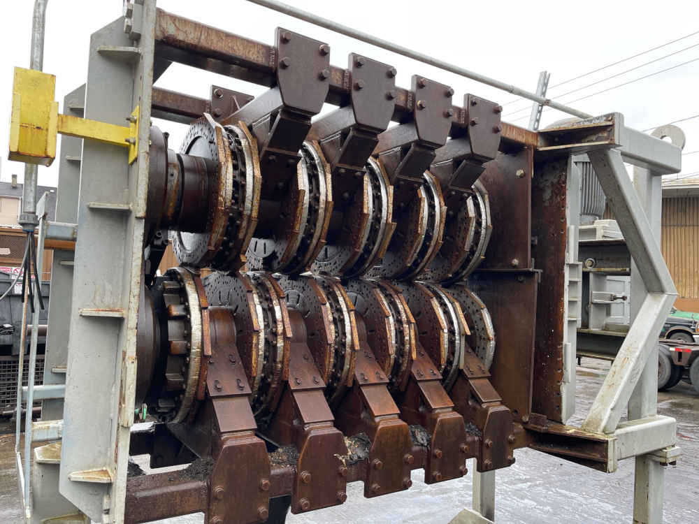 Barclay 6P Tire Shredder Unlimited Resources Corporation