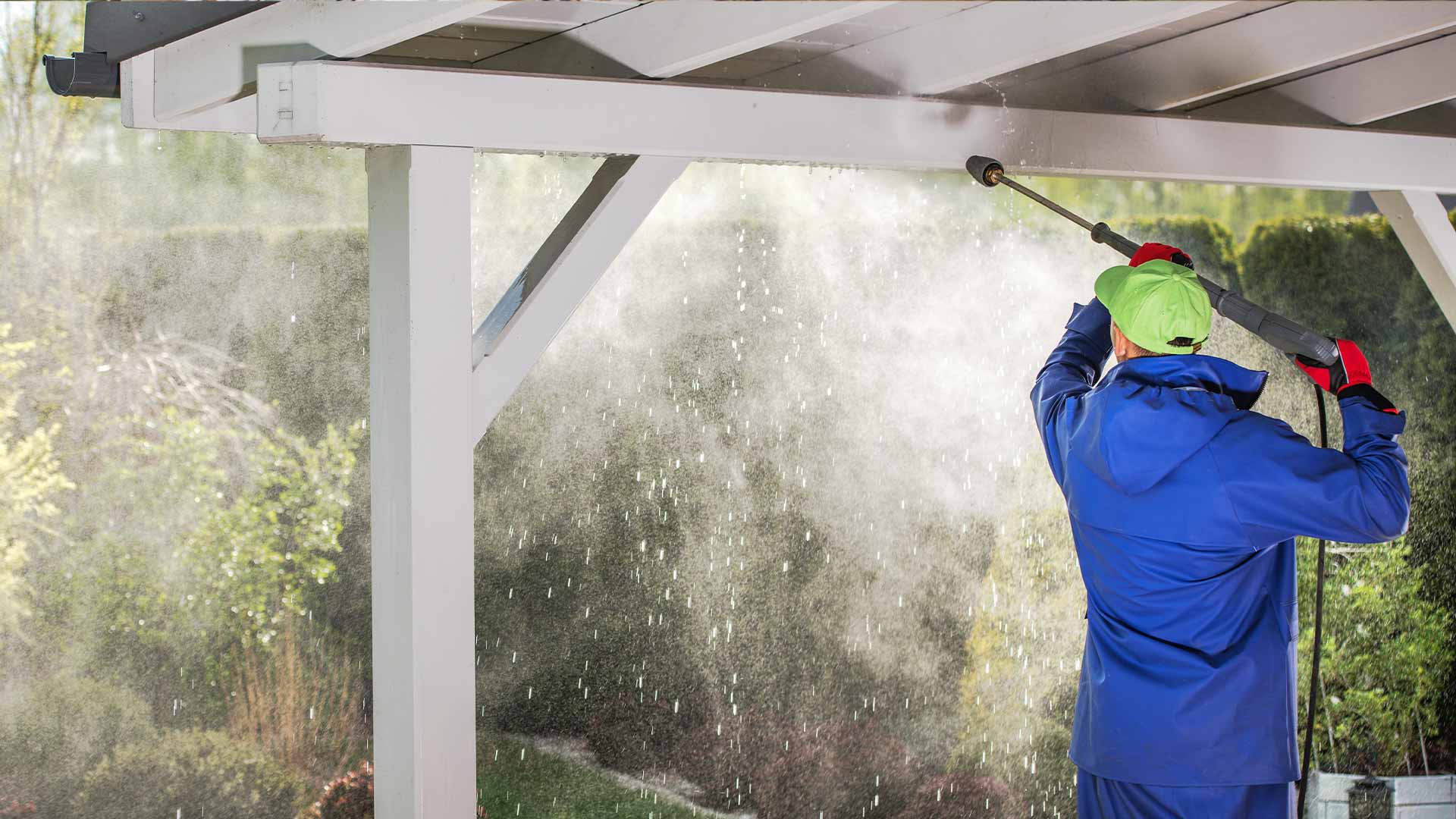 What is the cost of repairing a roof leak? Universal Roofing