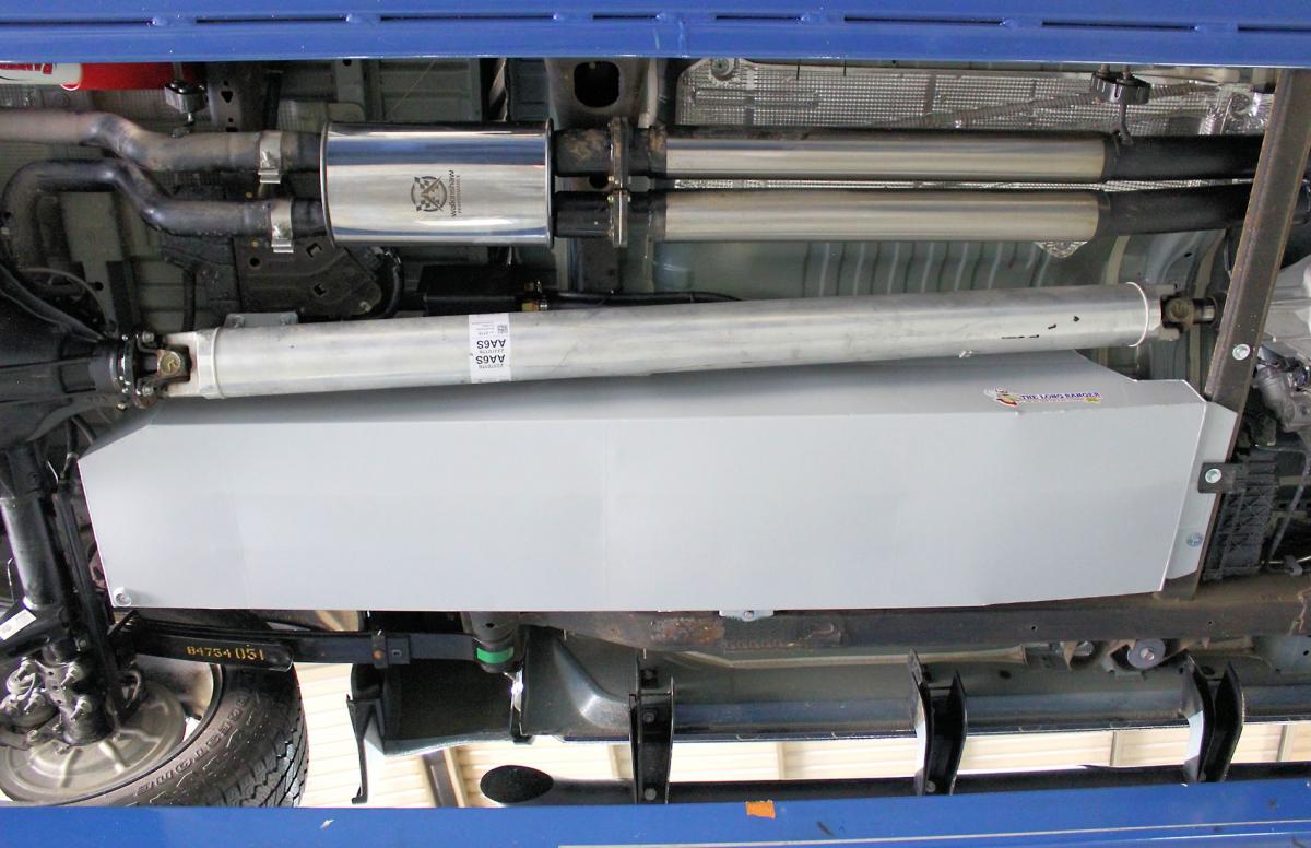 Silverado/Sierra 1500 202L Replacement Fuel Tank UR OFF ROAD