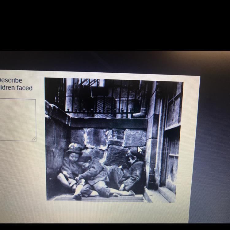 Take a close look at this photograph. Describes want you see and the