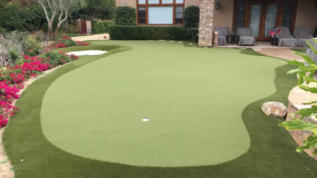 Expertly Designed Golf Putting Greens US Turf
