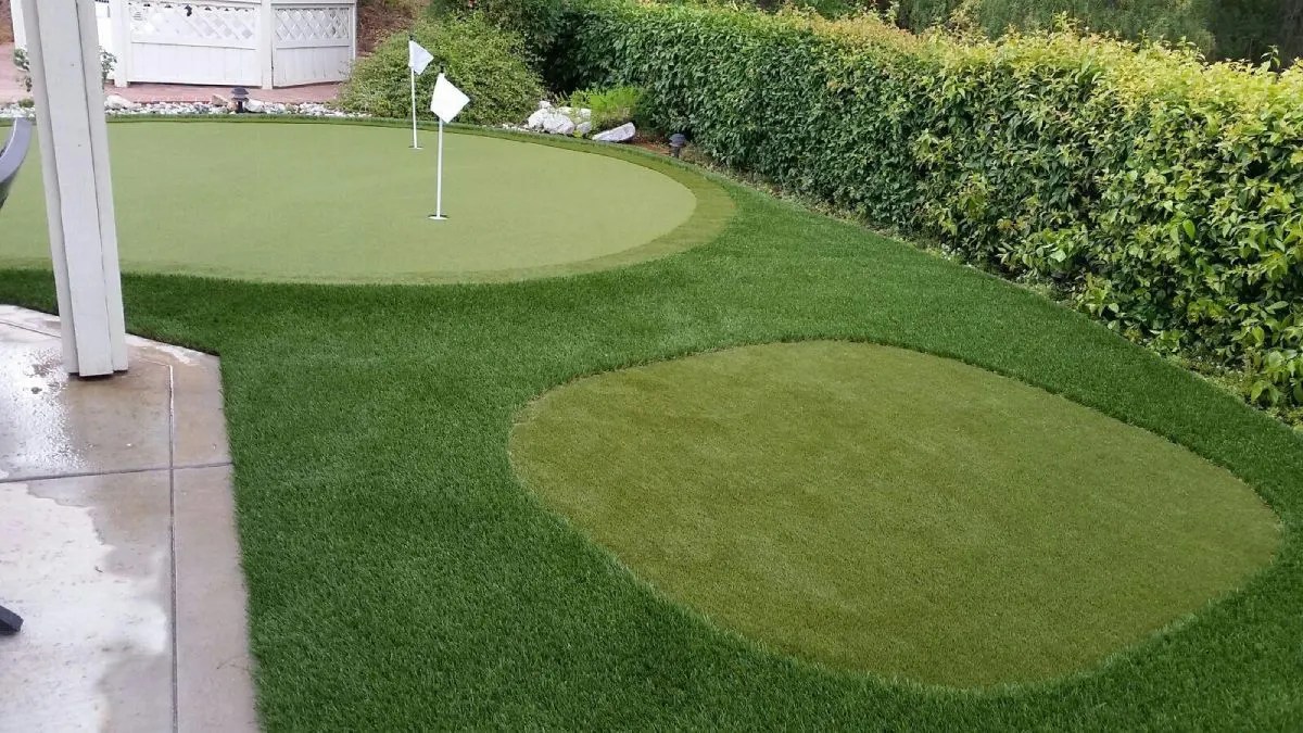 Expertly Designed Golf Putting Greens US Turf