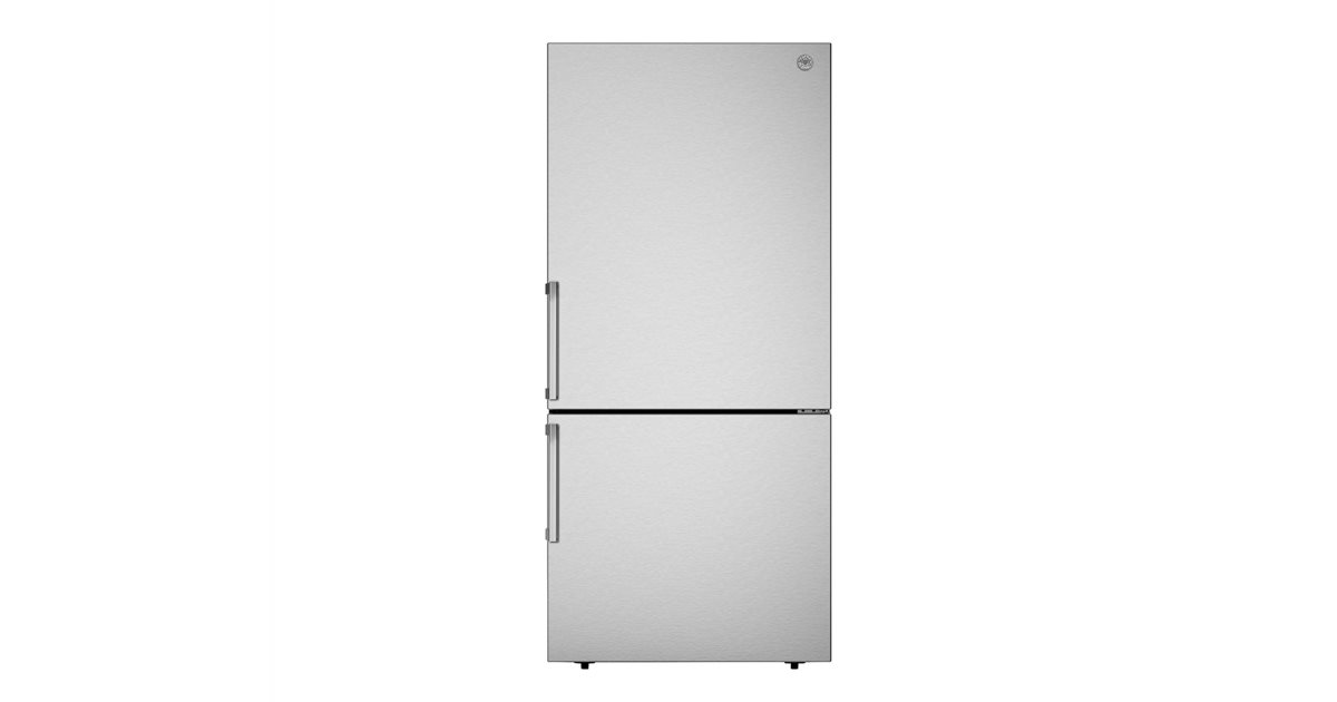31 inch Freestanding Bottom Mount Refrigerator with automatic icemaker
