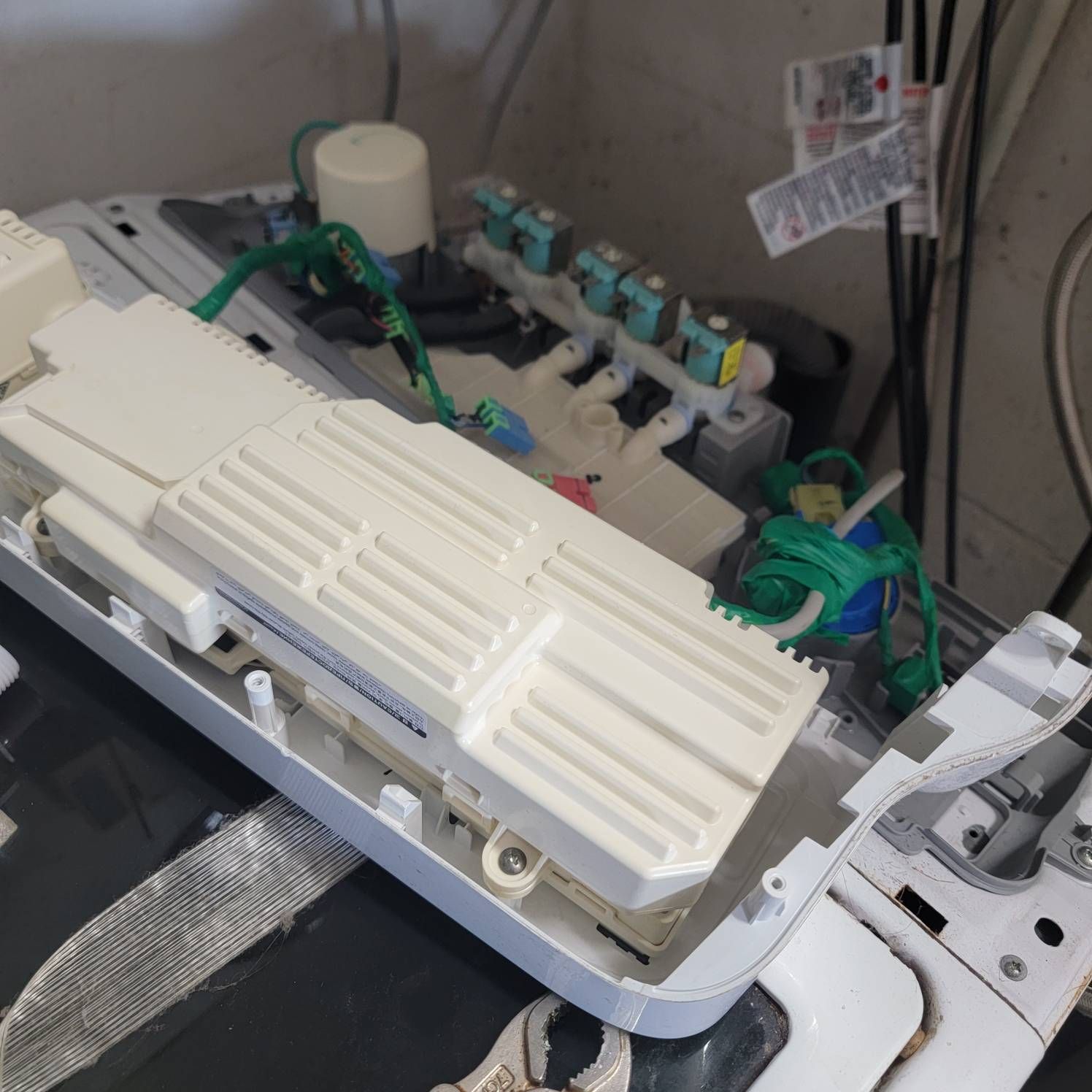 Solved Top load washer won't stop filling with water Samsung