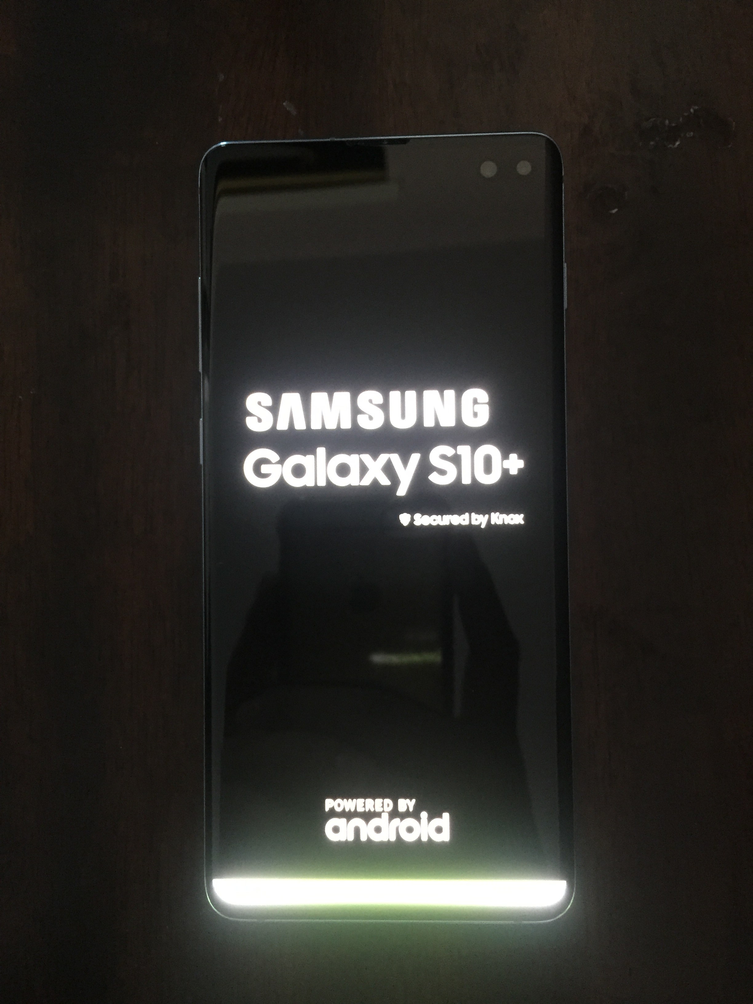 Solved White bar on bottom of screen, anyone else? Samsung Community 570506