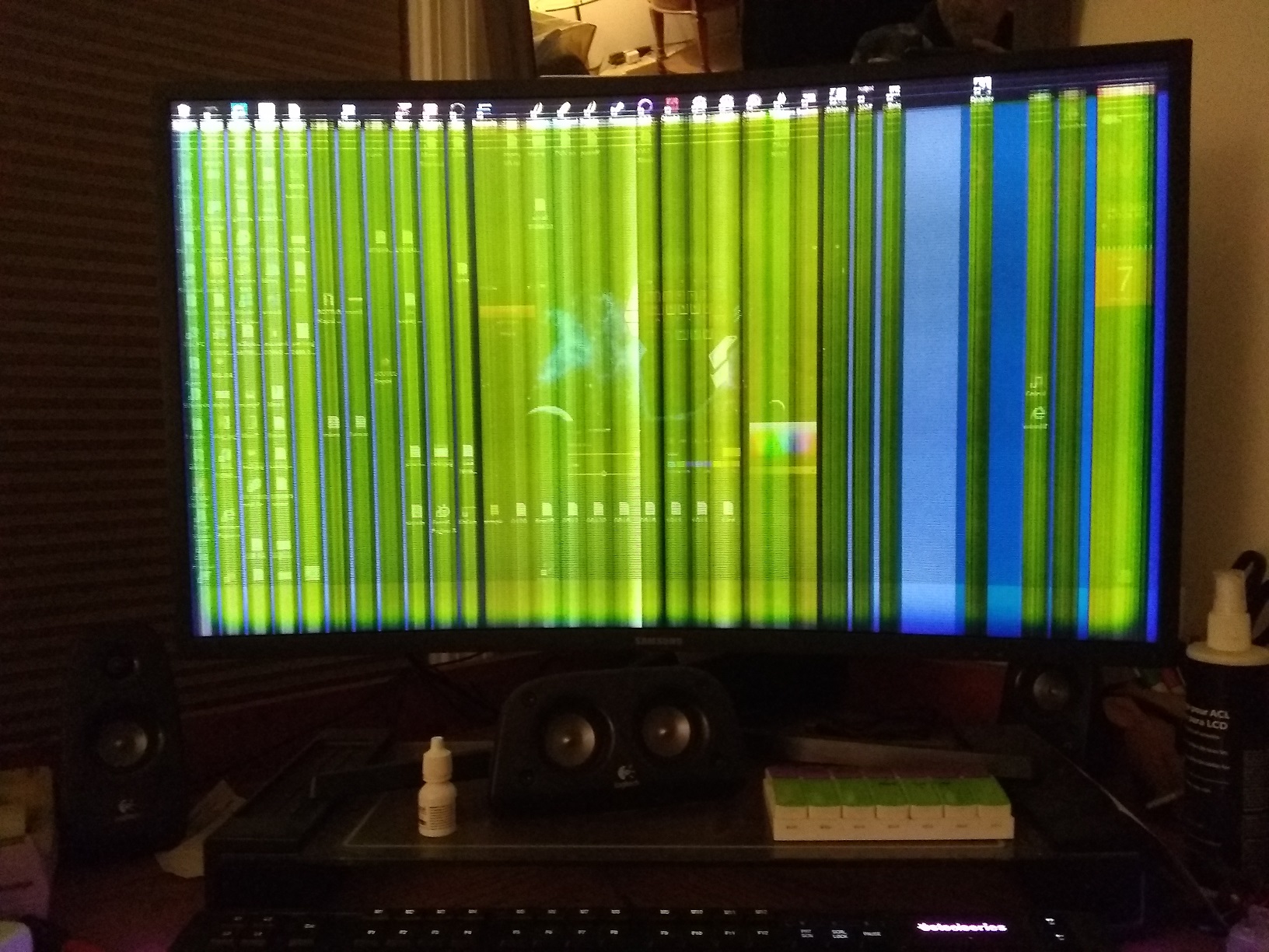 Solved C32HG70 Horizontal Lines Issue Samsung Community 1321733