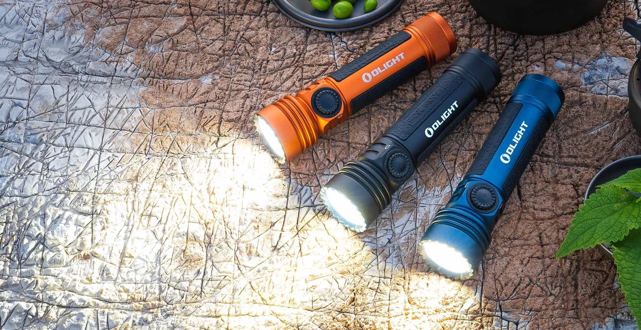 Seeker 4 Pro High Power Flashlight - Olight Store