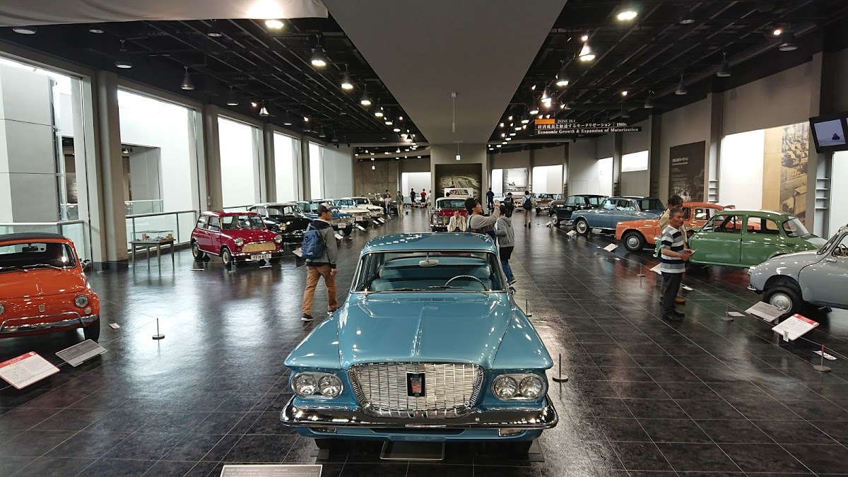 What's up ? A visit to the Toyota Automobile Museum by Sacha