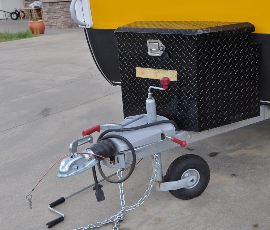 moving trailer by hand