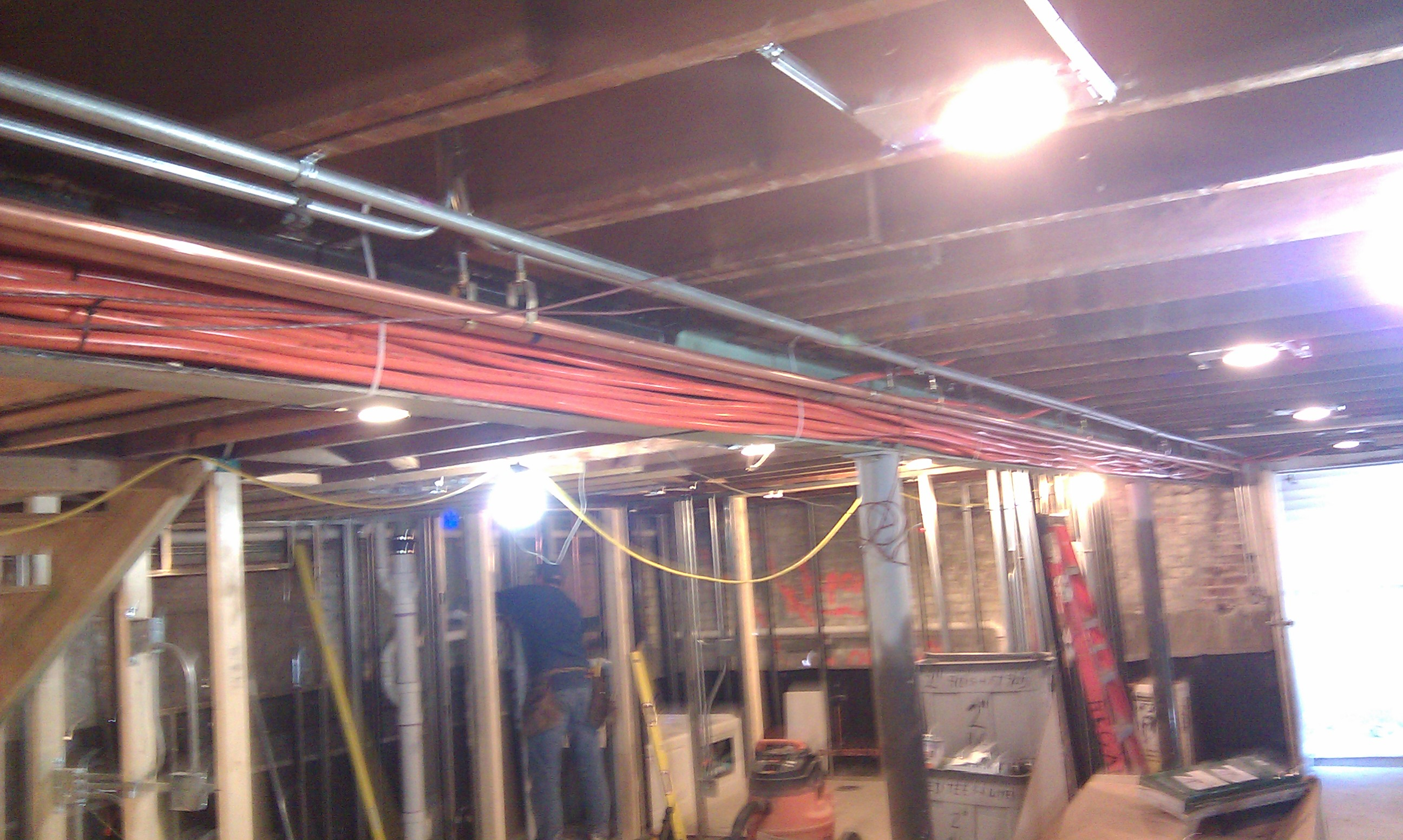 What type of pex tubing to use for hot water heating with cast iron