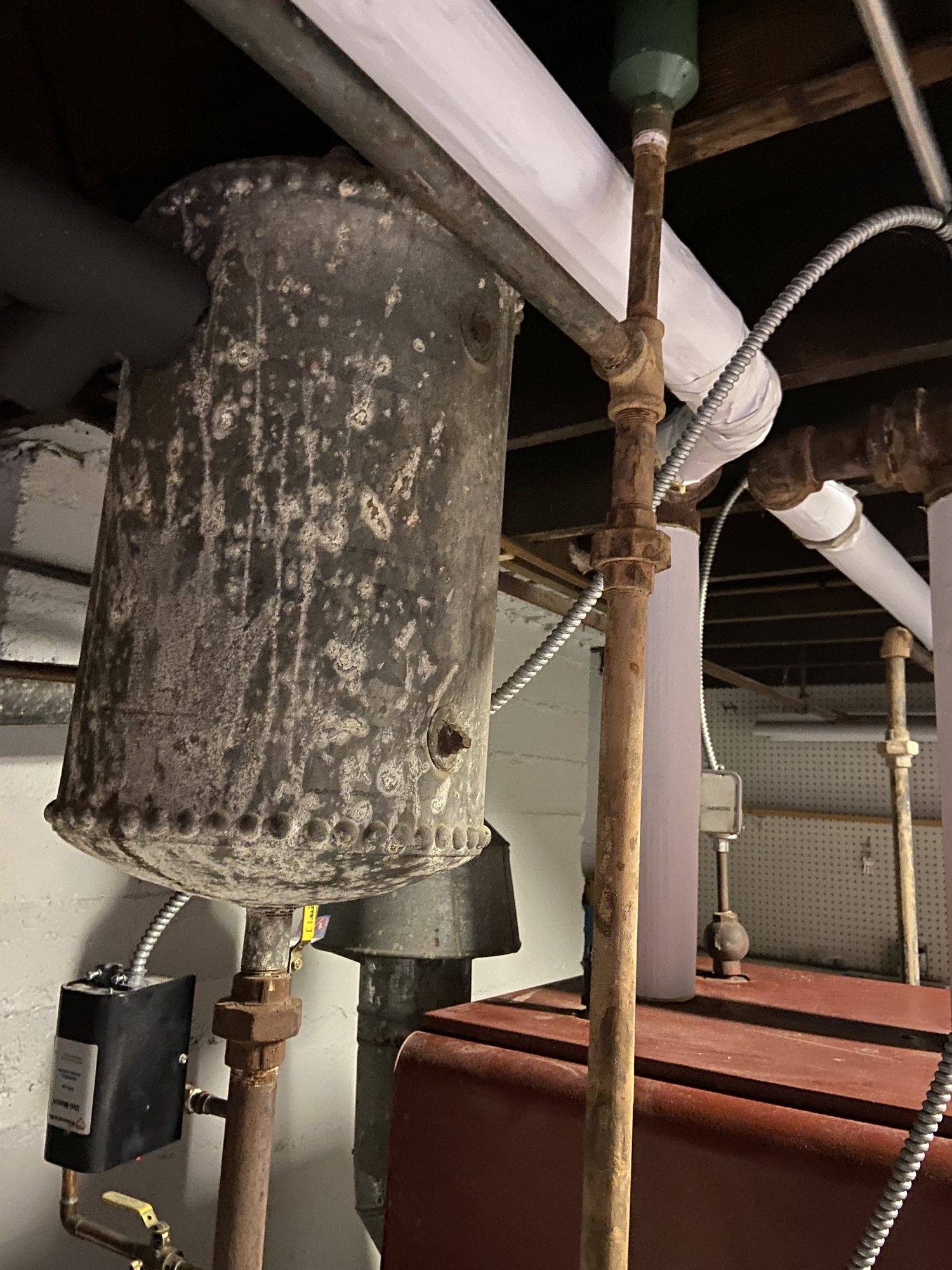 1940’s American Steam Boiler — Heating Help The Wall