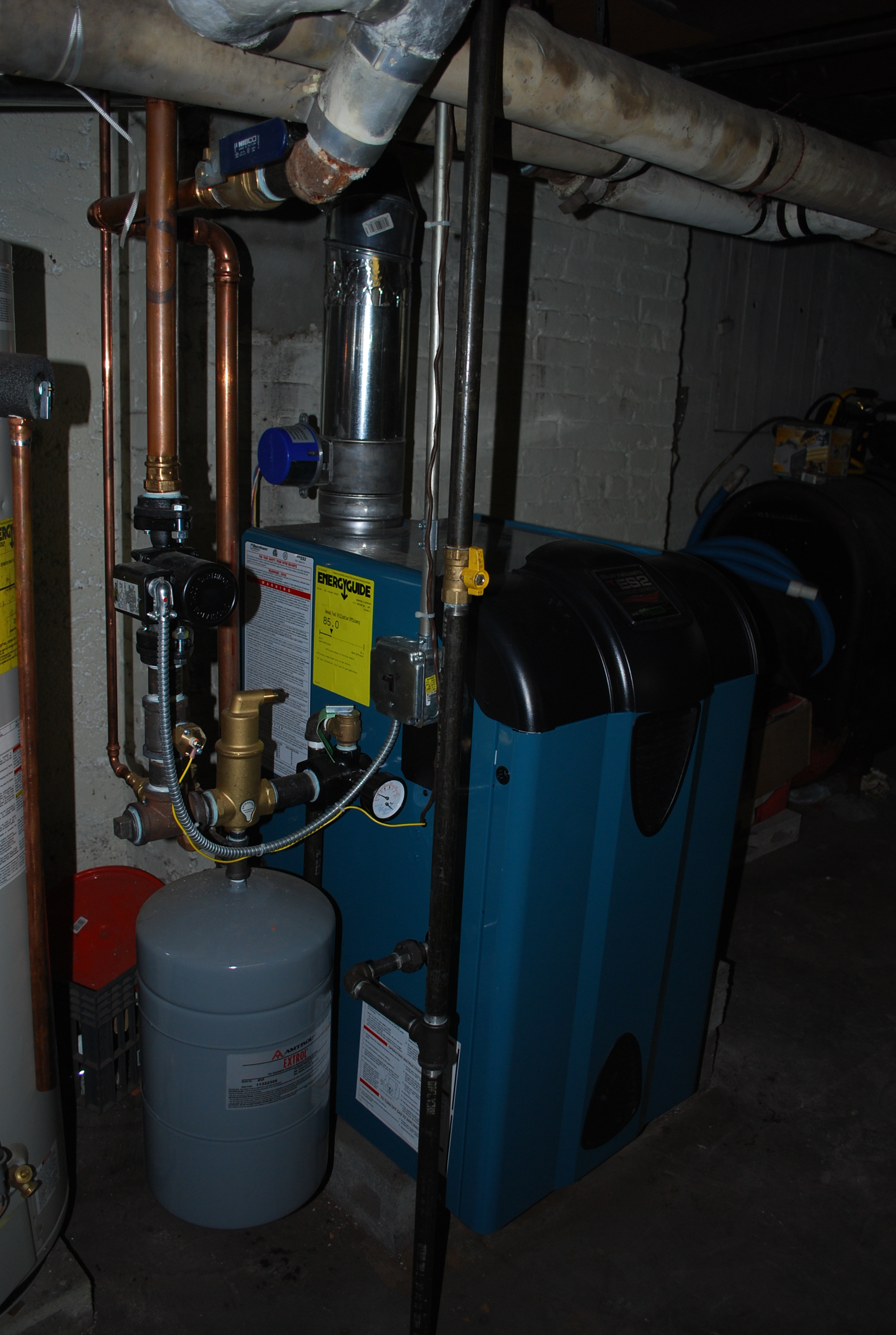 Burnham ES2 — Heating Help: The Wall