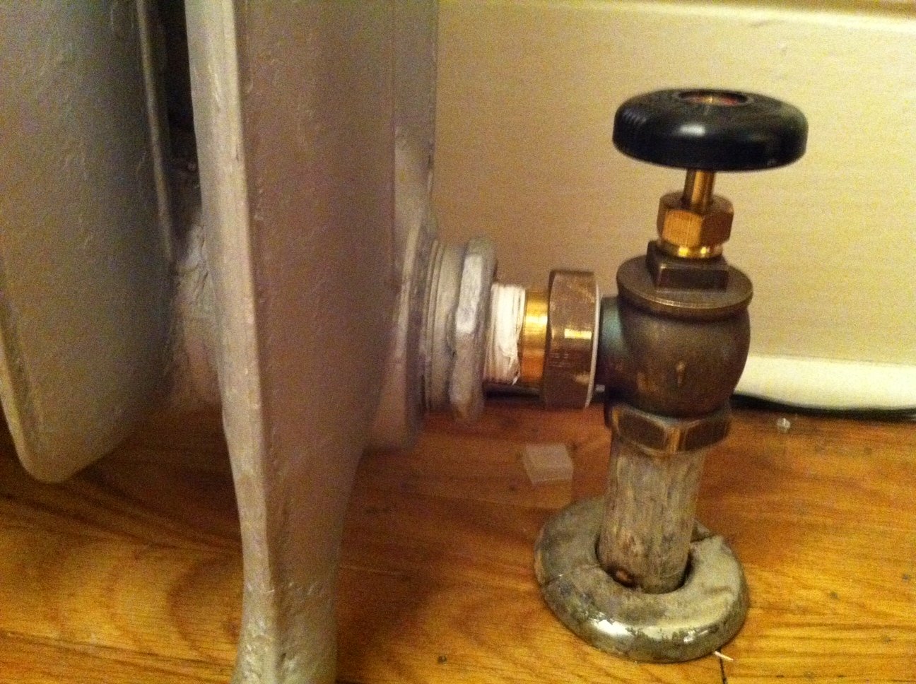 Steam Radiator Rattling — Heating Help The Wall