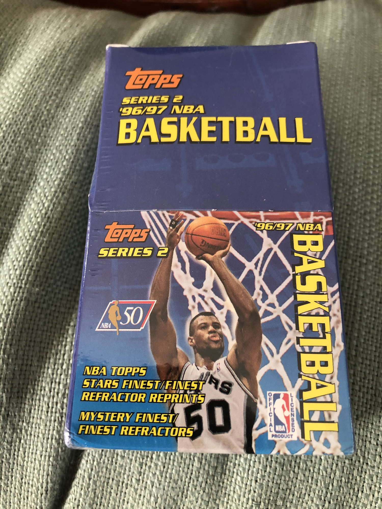 Help needed on 1996/97 Topps Basketball Box — Collectors Universe