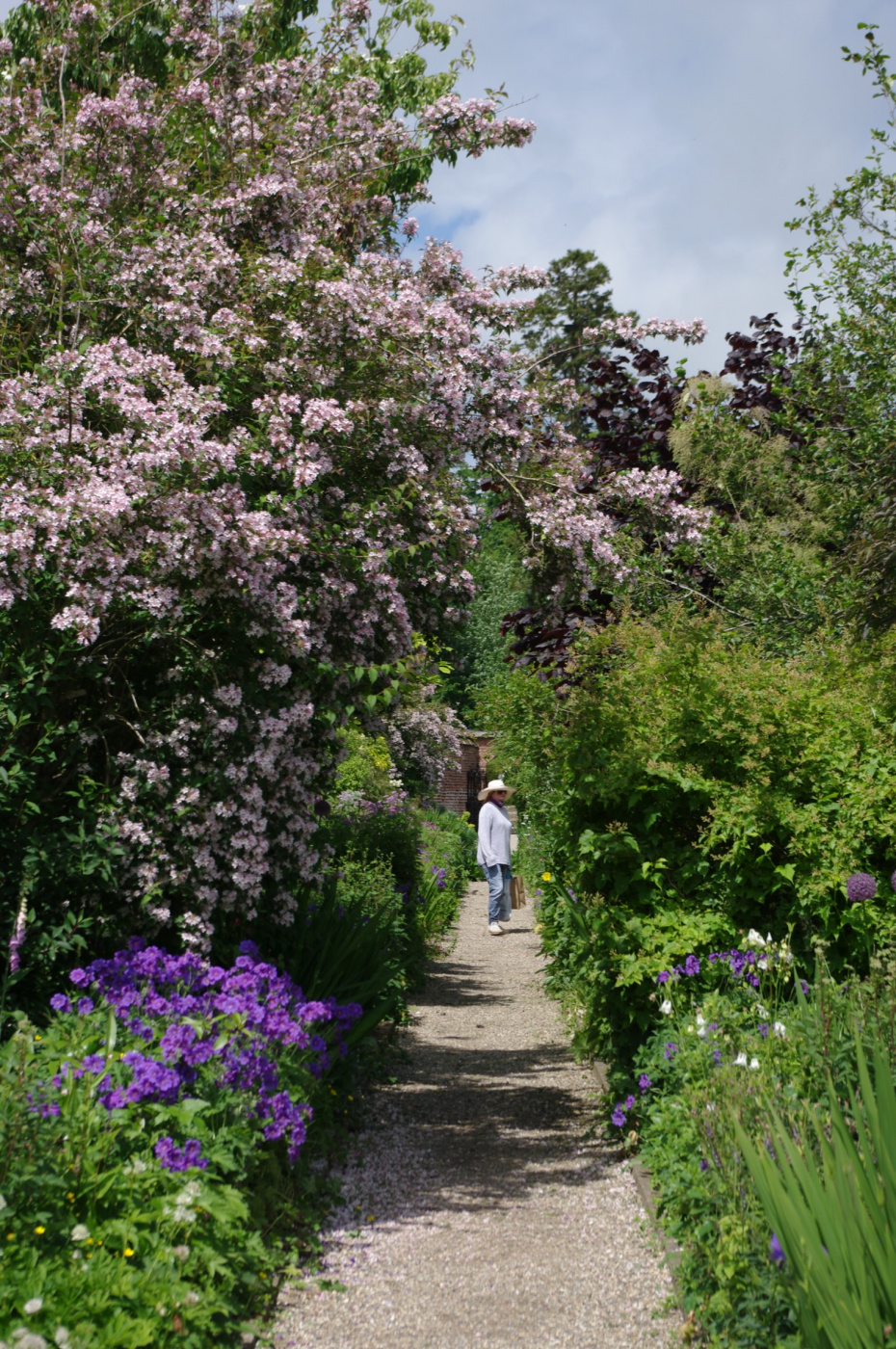 Burton Agnes Gardens June 2021 Gardeners’ Fair — BBC Gardeners' World
