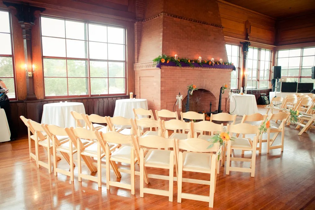 Kinney Bungalow at Sunset Farm Reception Venue Wedding Service Guide US