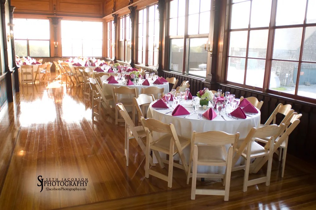 Kinney Bungalow at Sunset Farm Reception Venue Wedding Service Guide US