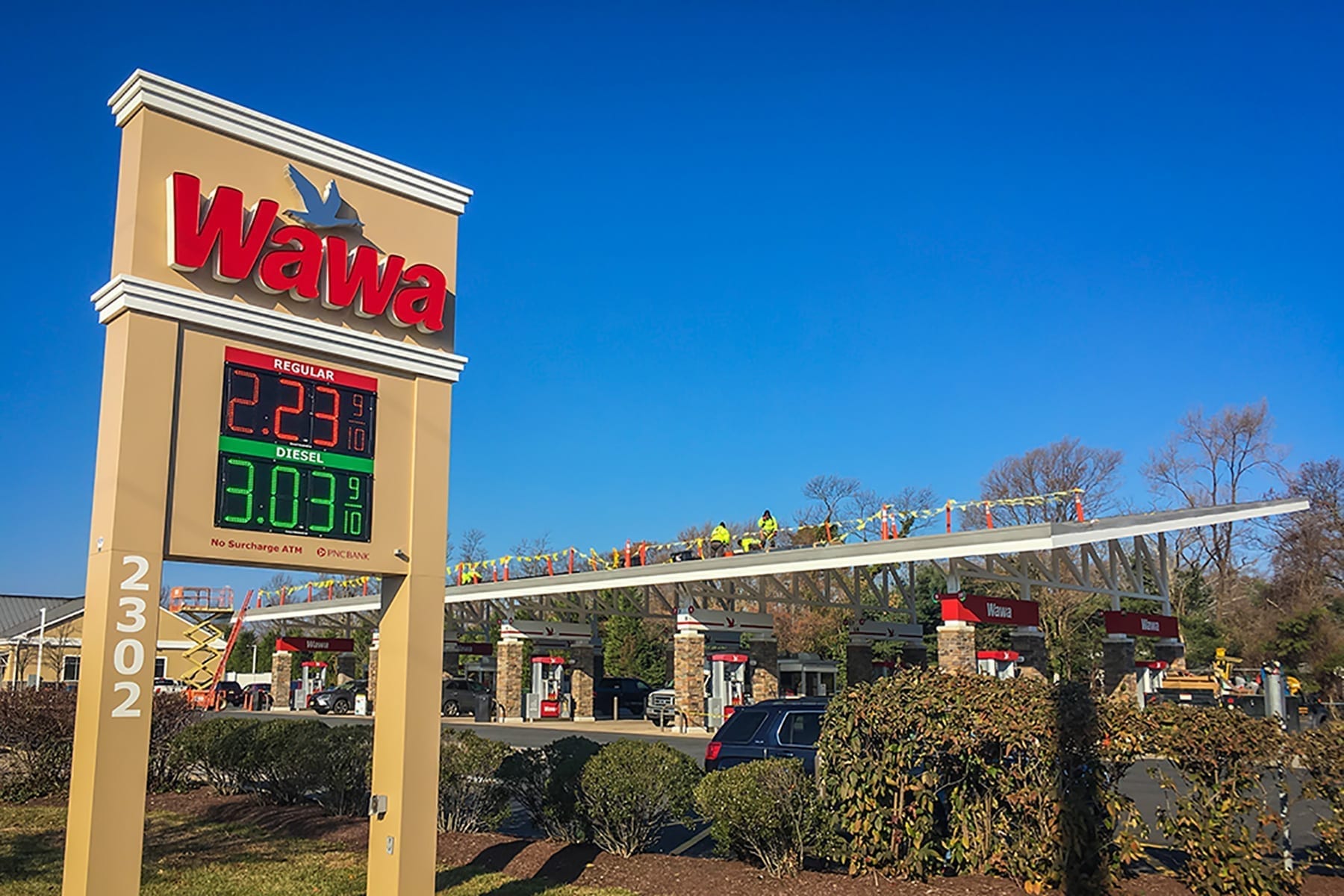 WaWa gas station powered by 90 QS1 microinverters, New Jersey